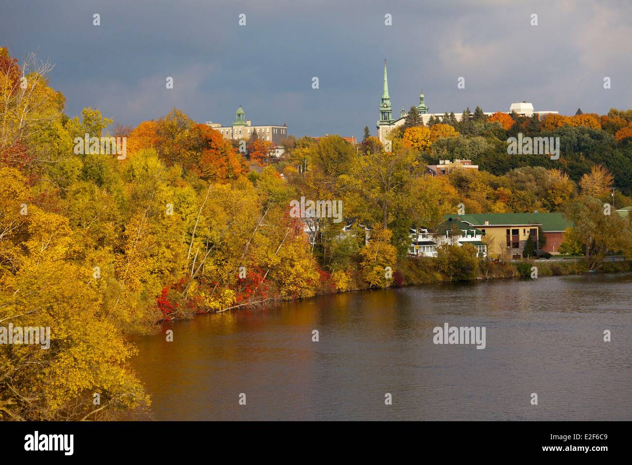 Canada, Quebec, Mauricie, the SaintMaurice River and the city of