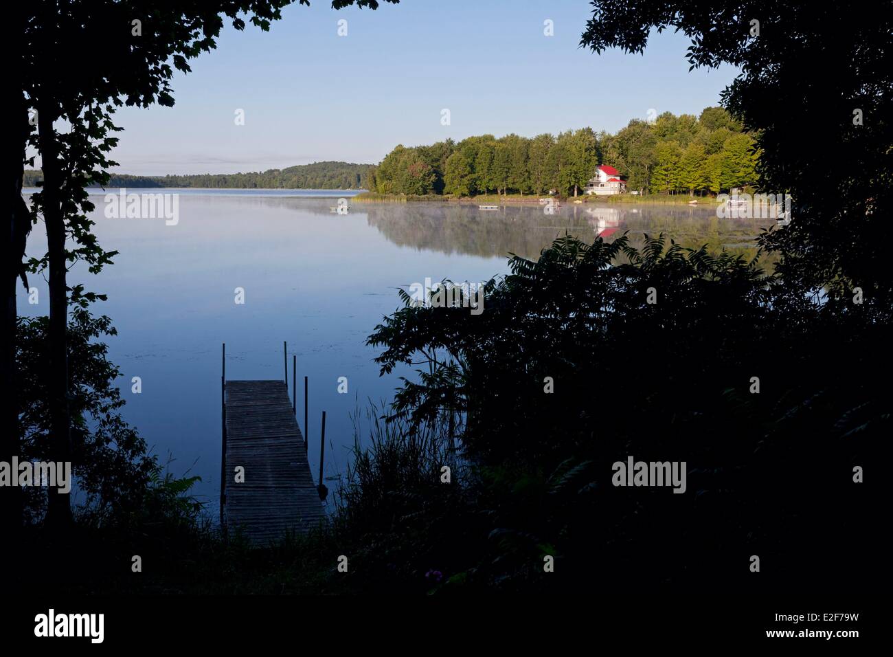 Canada, Quebec, the Eastern Townships or Estrie, Selby lake south of Dunham Stock Photo Alamy
