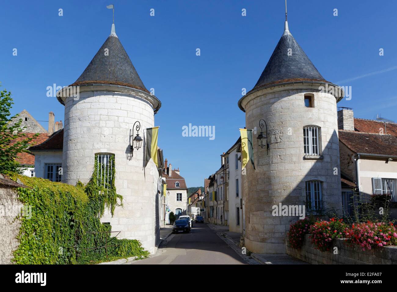 France, Yonne, Chablis, Noel door, porte Noel Stock Photo - Alamy