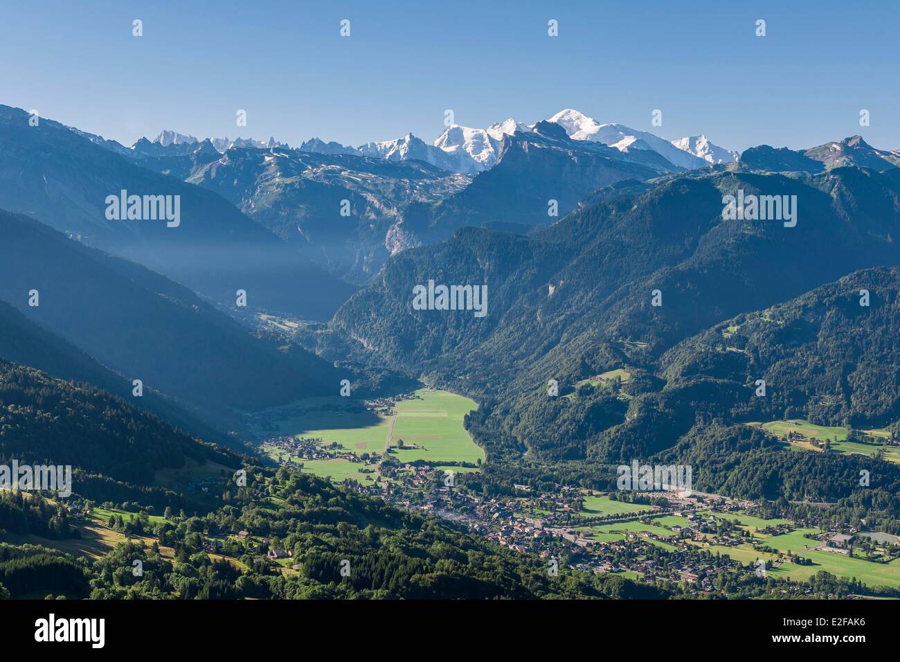 Samoens france giffre valley hi-res stock photography and images - Alamy