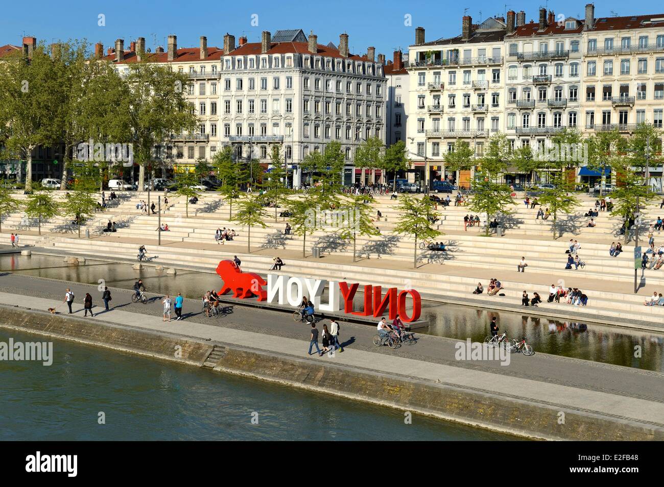 France, Rhone, Lyon, the banks of the Rhone river, the quai Victor