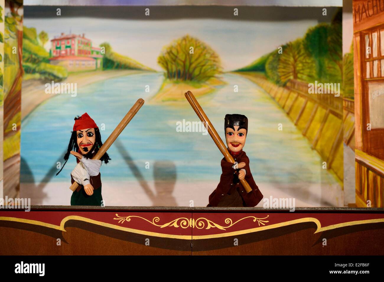 Page 2 Guignol Lyon High Resolution Stock Photography And Images Alamy