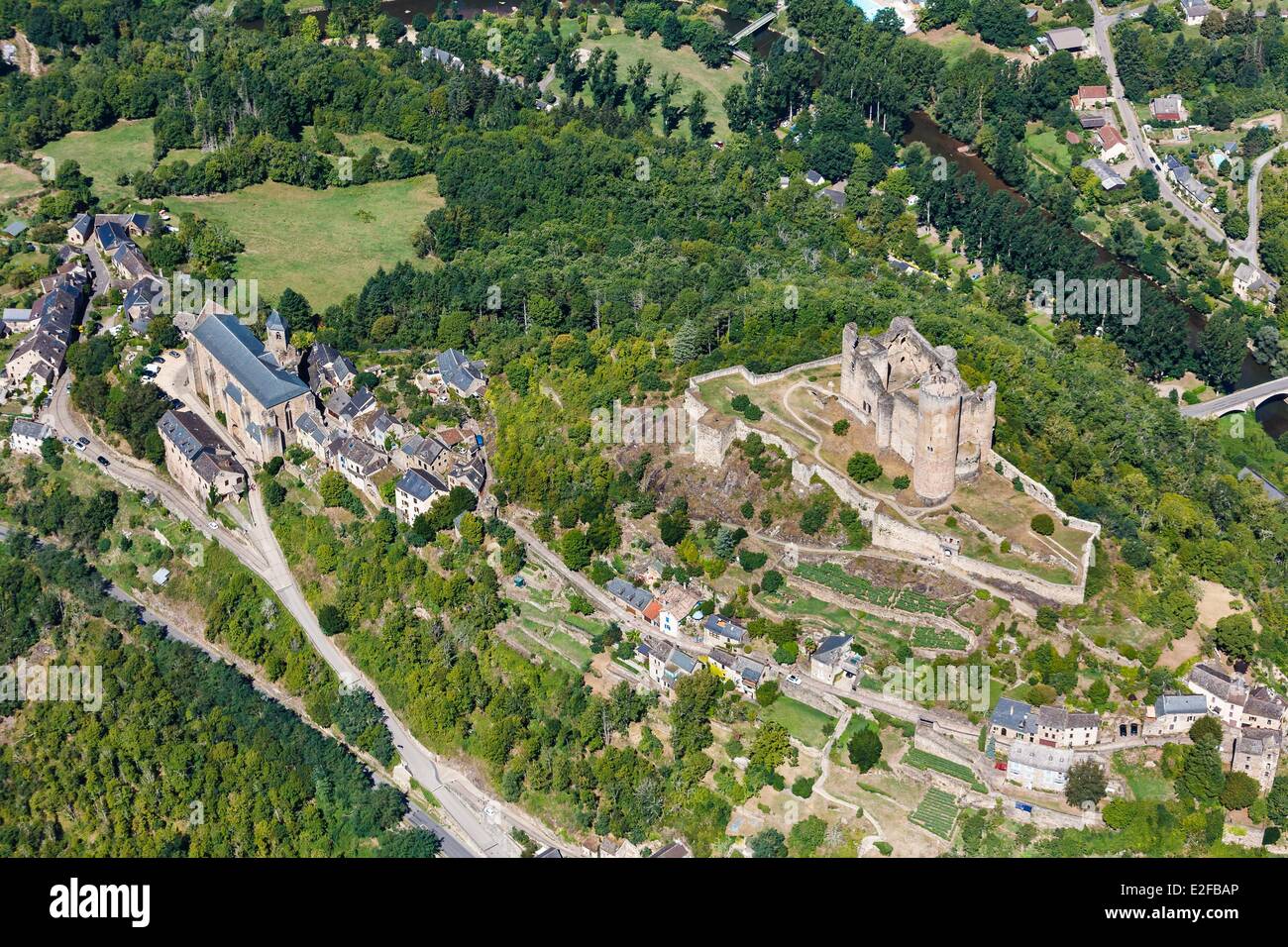 France Aveyron Najac labelled Les Plus Beaux Villages de France (The Most Beautiful Villages of France) the castle (aerial view) Stock Photo