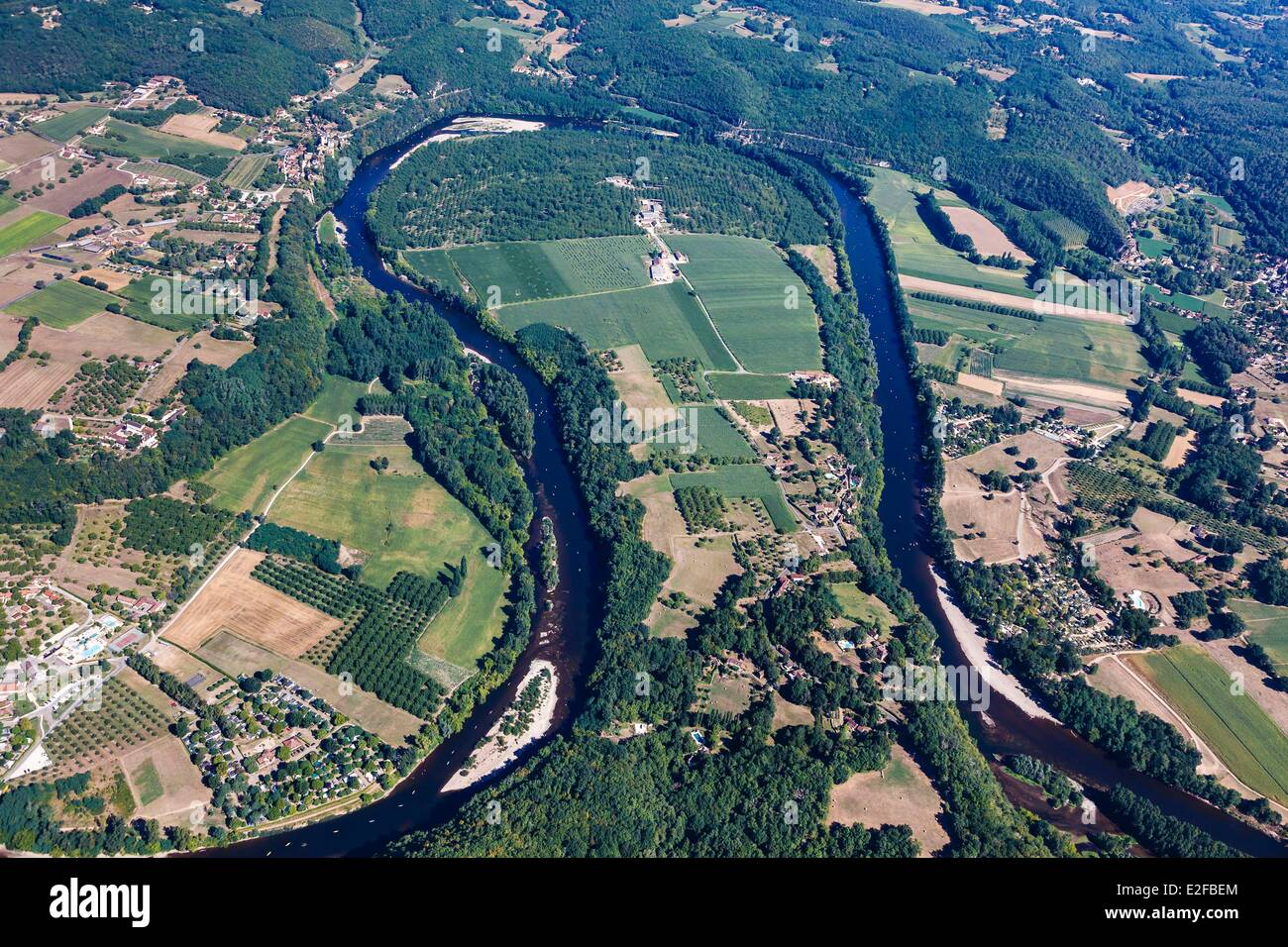 France, Dordogne, Perigord Noir, Dordogne Valley, Domme, Cingle de Montfort meanders (aerial view) Stock Photo