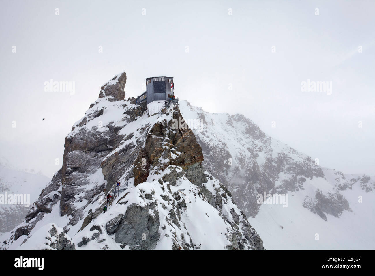 Cabane de bertol hires stock photography and images Alamy