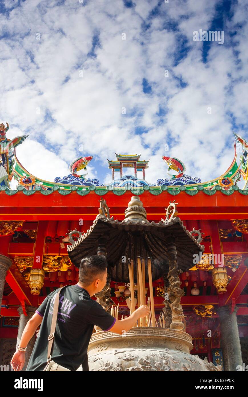Malaysia Malaysian Borneo Sarawak State Kuching Tua Pek Kong Chinese Temple Stock Photo Alamy