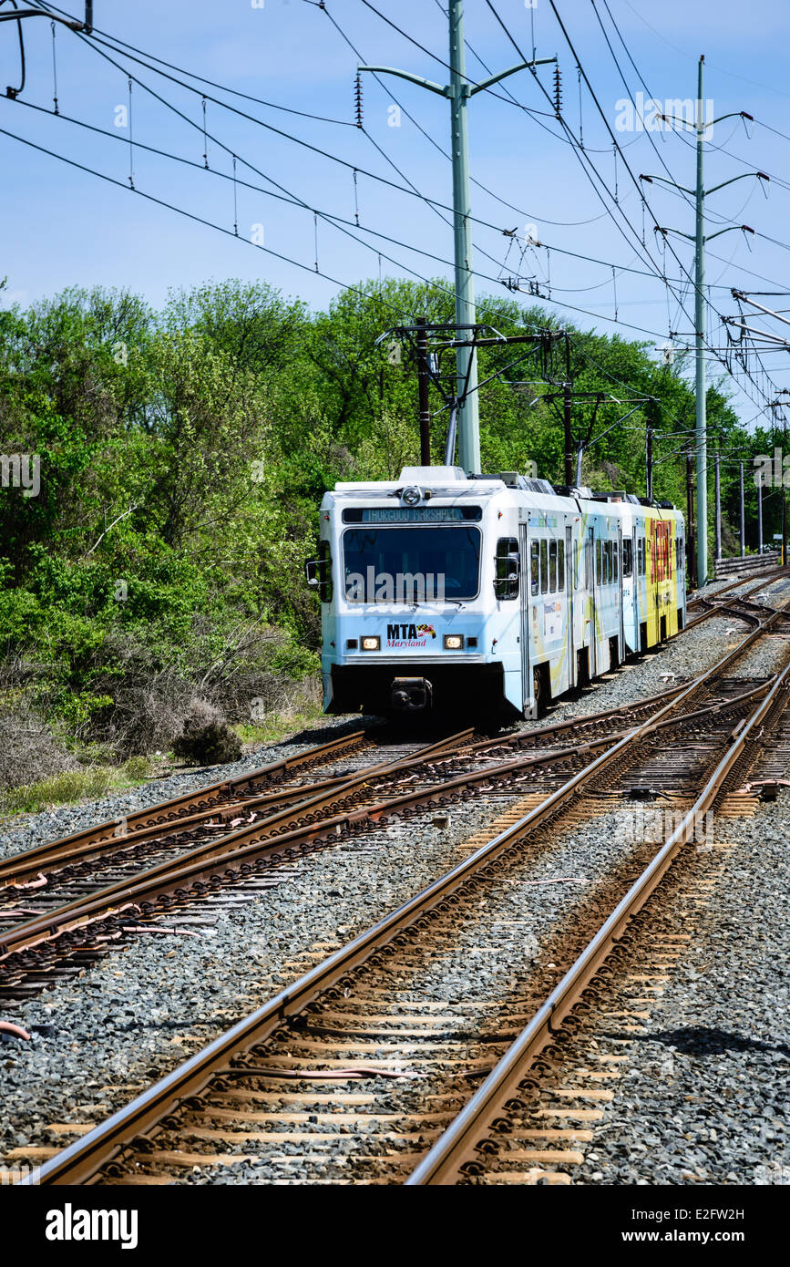 Baltimore Light Rail vehicle on BWI to Hunt Valley Line, Nursery Road