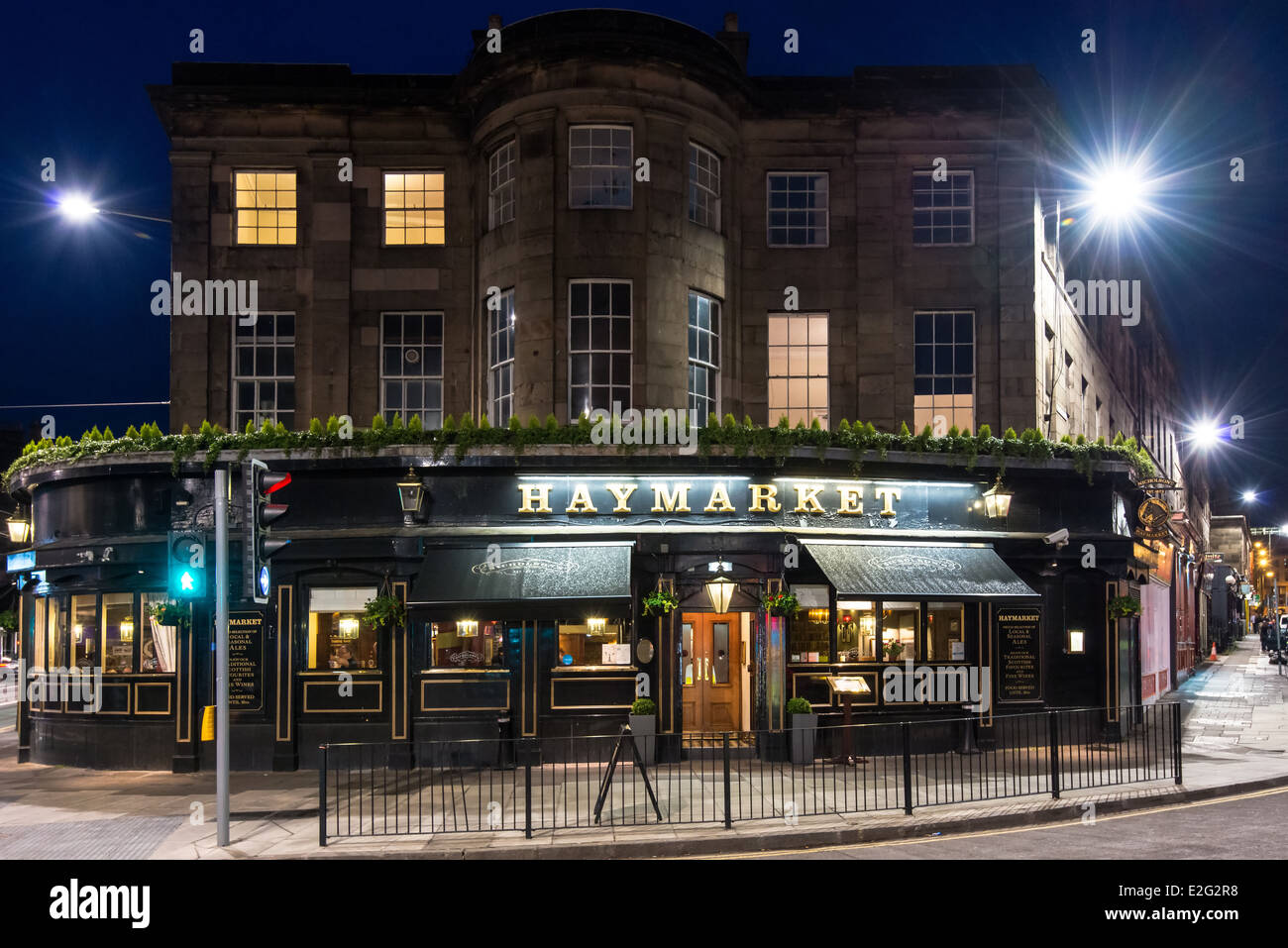 Haymarket Pub in Edinburgh at night Stock Photo
