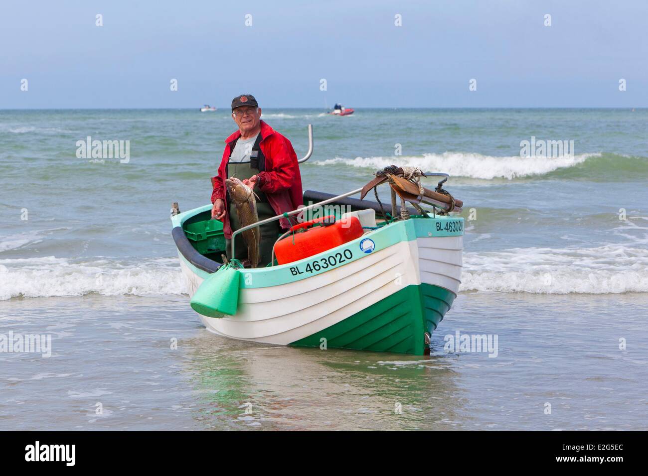 France Pas de Calais Audresselles flobart traditional fishing craft