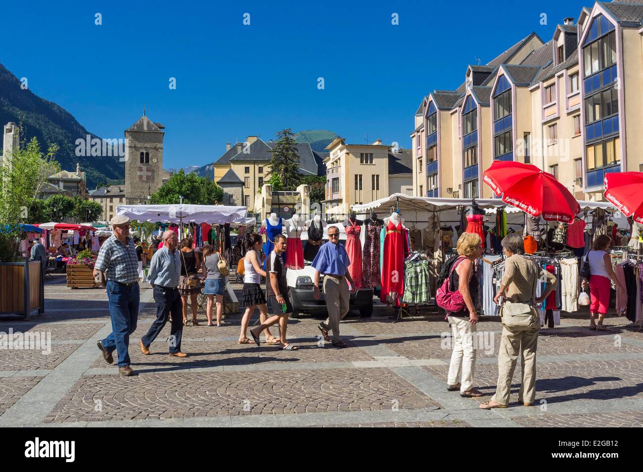 France Savoie Saint Jean de Maurienne saturday market on the cathedral  square Stock Photo - Alamy