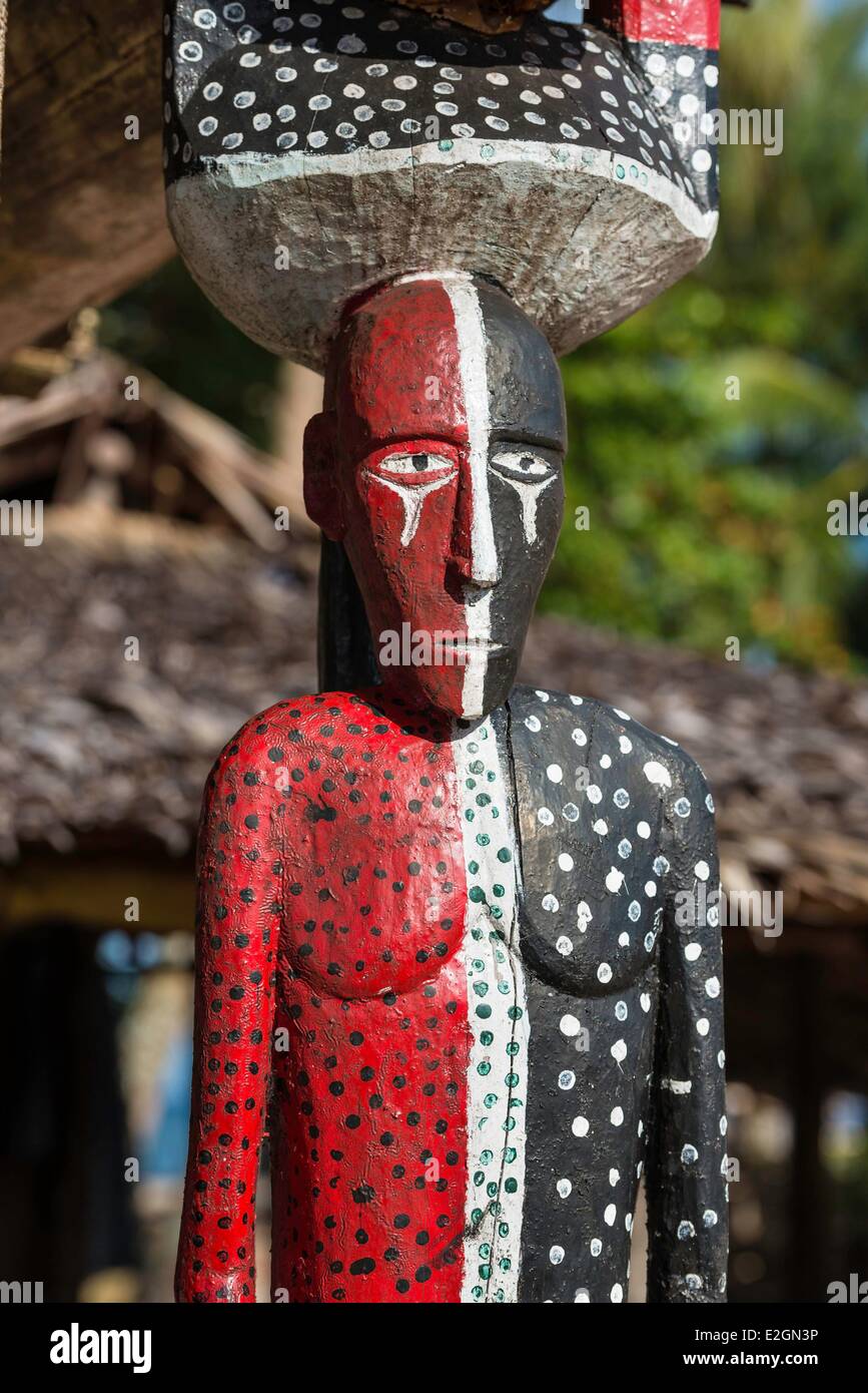 Papua New Guinea New Britain island West New Britain province Talasea district Kimbe area Kapo island traditional carving related to initiation ceremonies Stock Photo