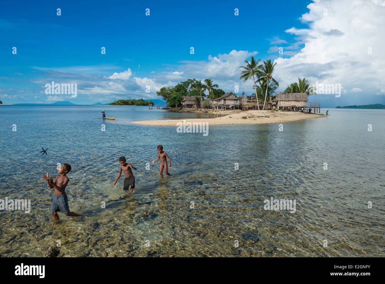 Papua New Guinea New Britain island West New Britain province Talasea district Kimbe area Vesse island Stock Photo