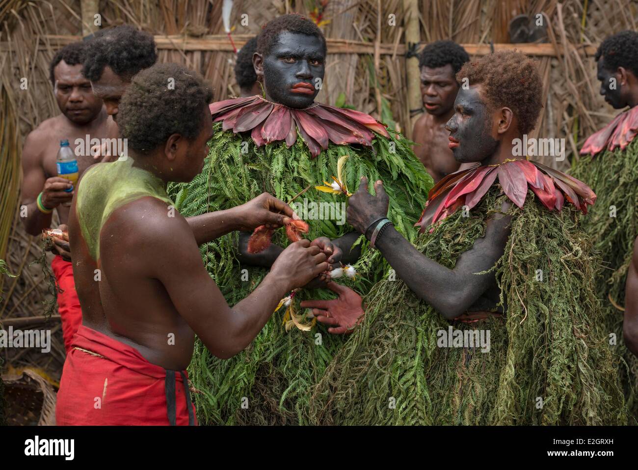 Papua new guinea mask festival rabaul High Resolution Stock Photography ...