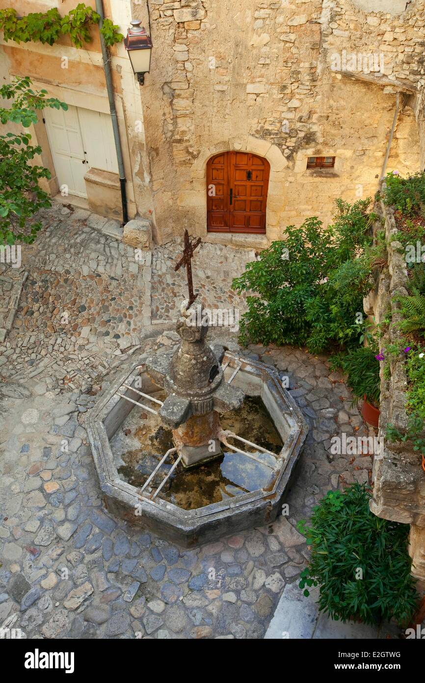 France Vaucluse Crestet Belle Fontaine (Beautiful Fountain) of 1843