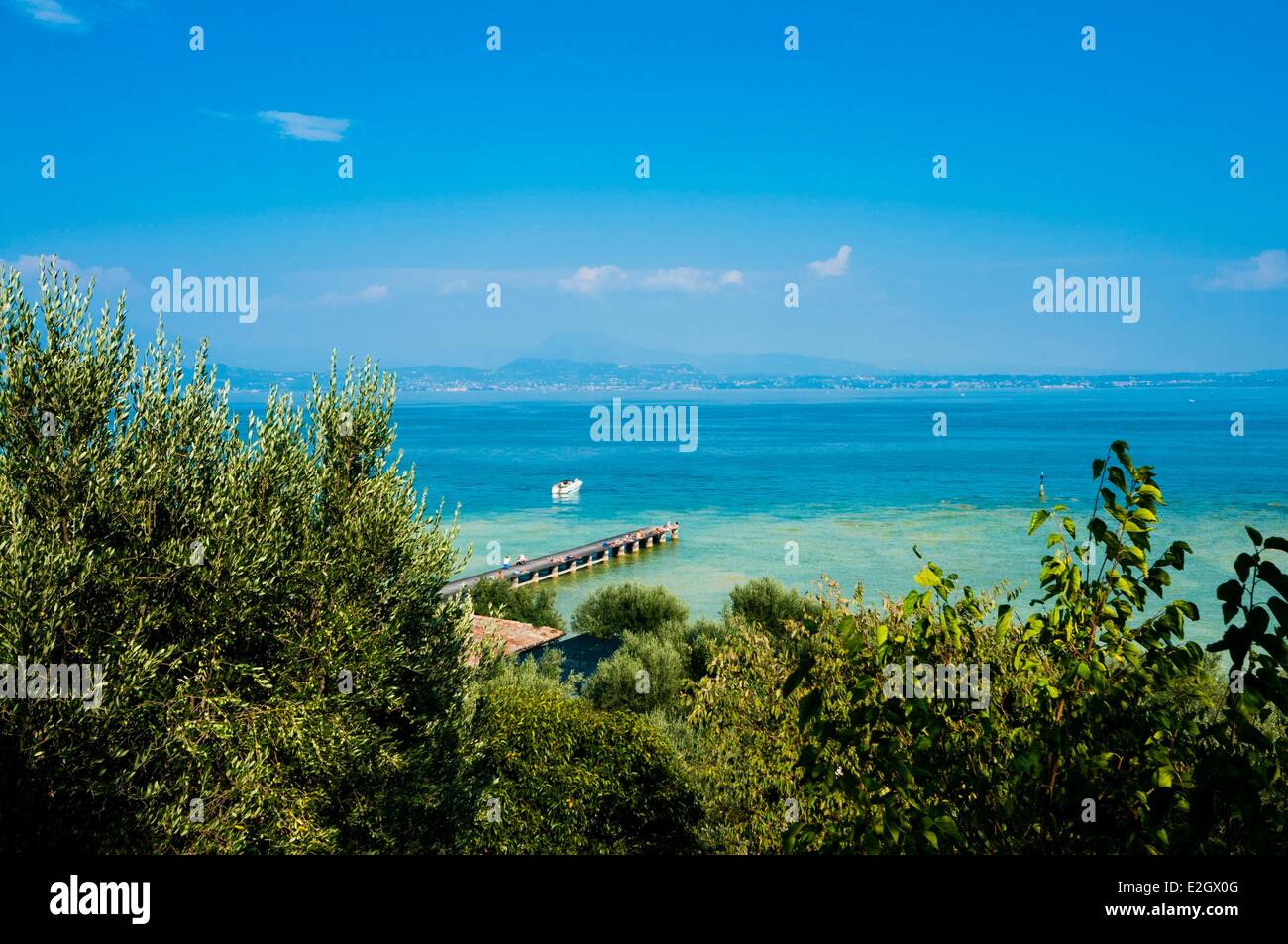 Italy Veneto Verona province Lake Garda Sirmione Beach Stock Photo