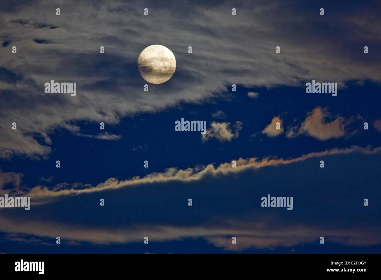 United States Alaska Denali National Park full moon on Denali National ...