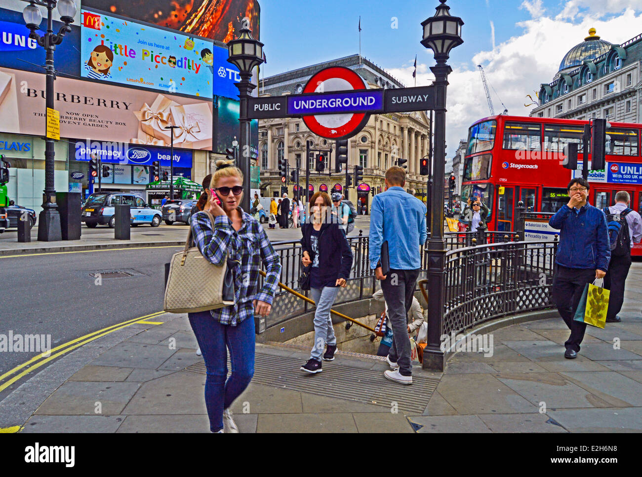 Piccadilly circus, london underground hi-res stock photography and images -  Page 6 - Alamy