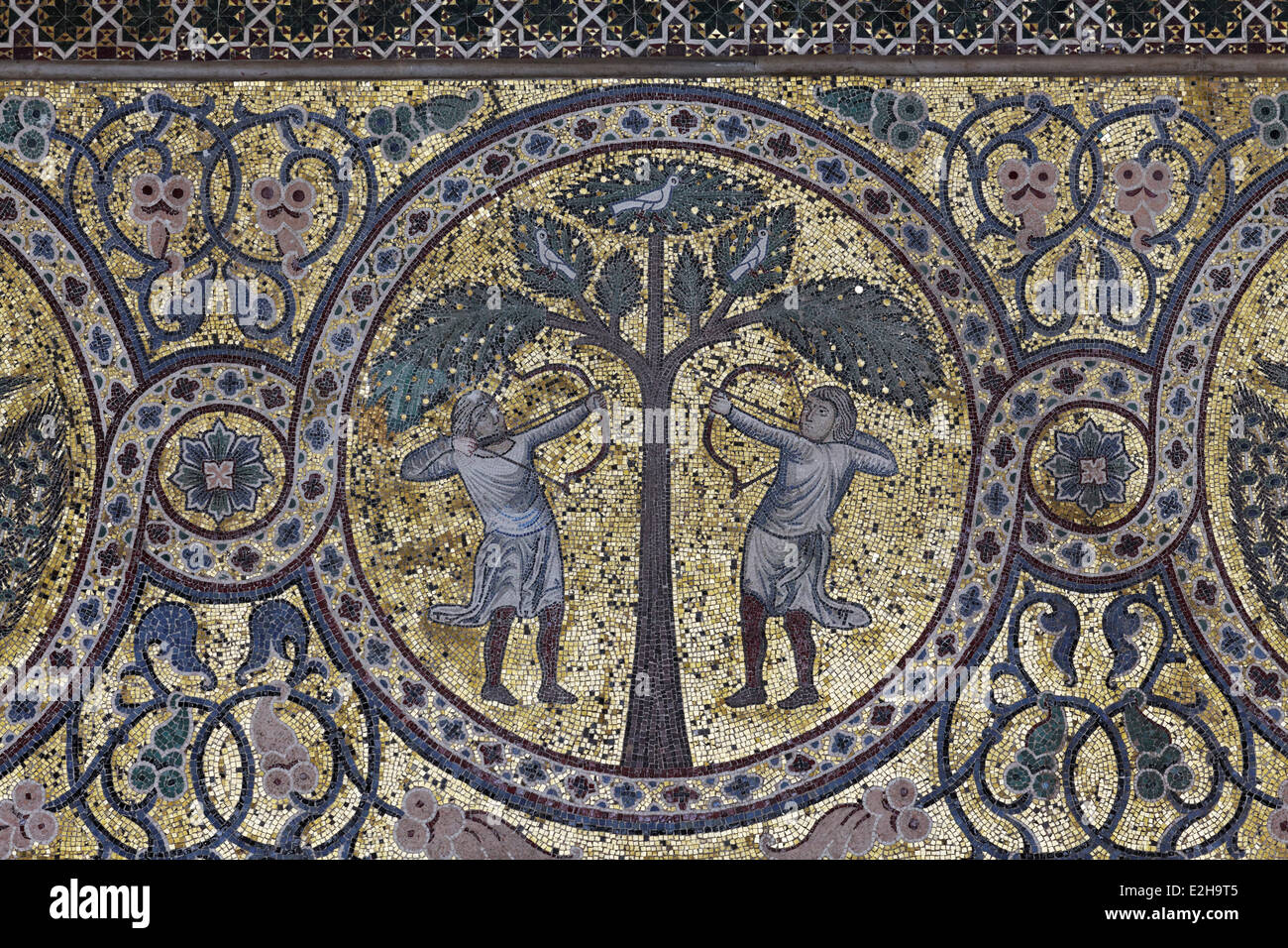 Byzantine mosaic, two Norman archers in the Norman castle of La Zisa, Zisa Castle, Palermo, Sicily, Italy Stock Photo