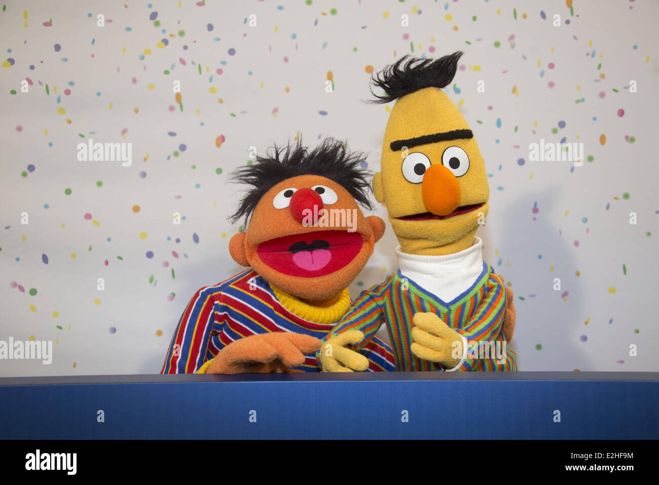 Erni and Bert celebrating the 40th anniversary of Sesame Street Sesamstrasse at NDR studios.  Where: Hamburg, Germany When: 07 Jan 2013 Stock Photo