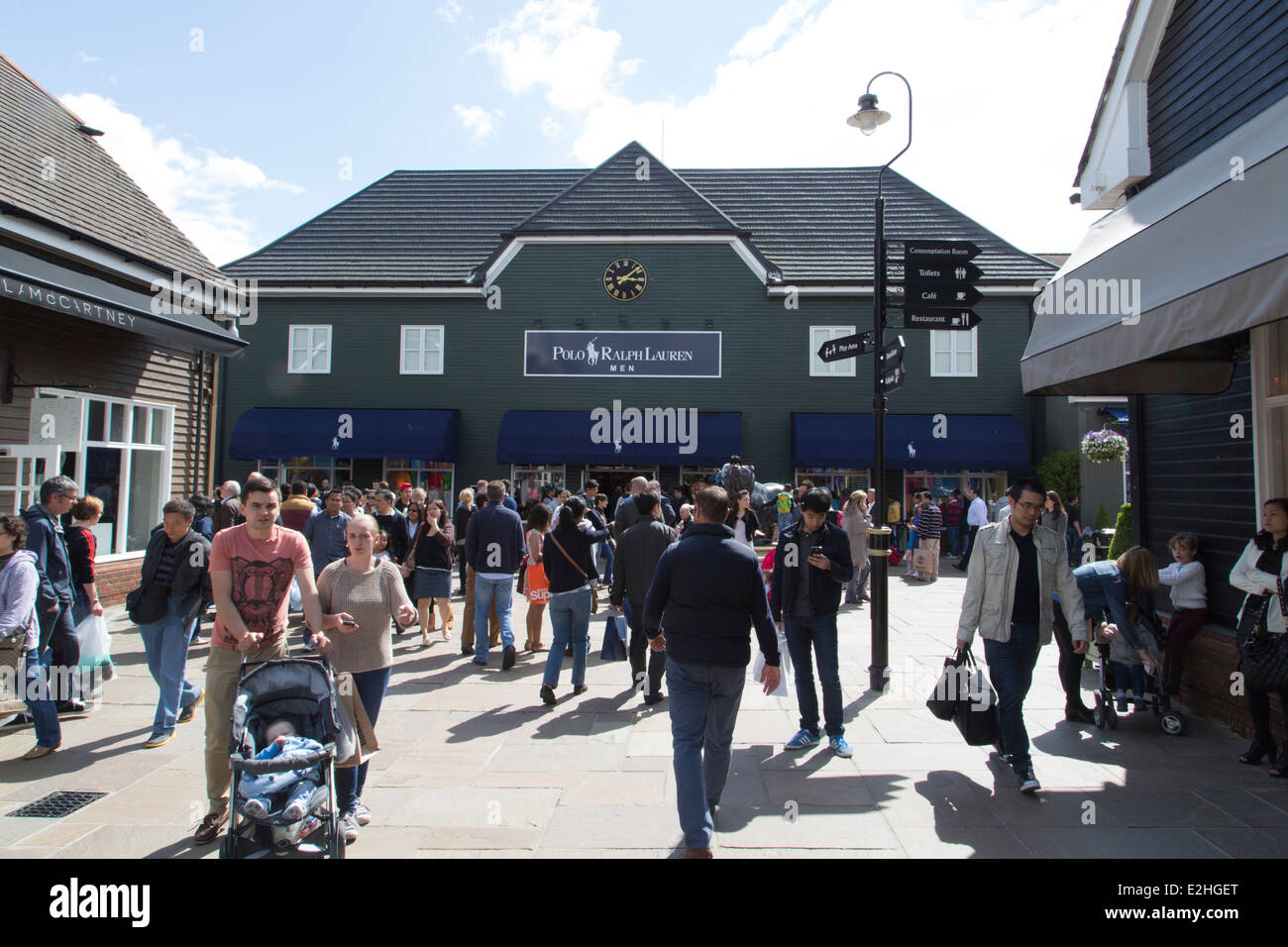 Bicester Village Stock Photos & Bicester Village Stock Images Alamy