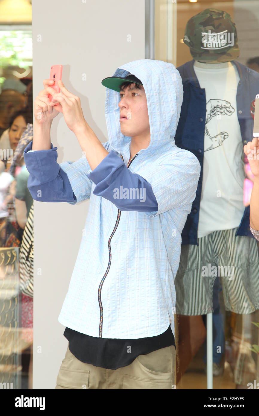 Edison Chen attends the opening ceremony of Juice in Hong Kong,China on