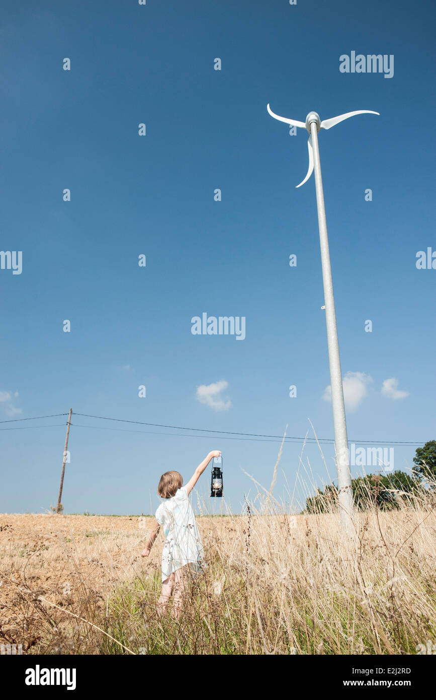 Girl holding lantern images hires stock photography and images Alamy