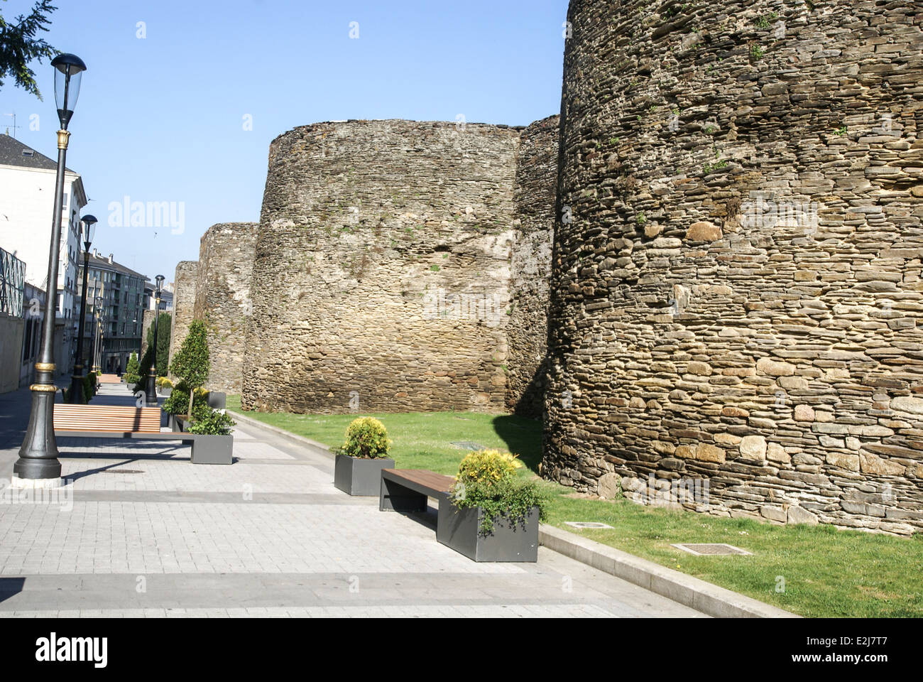 Lugo City Walls High Resolution Stock Photography And Images Alamy