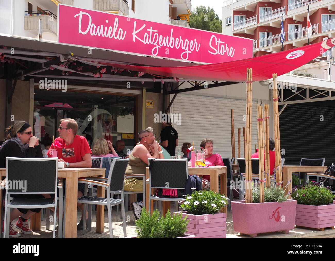 Cafe Katzenberger High Resolution Stock Photography And Images Alamy