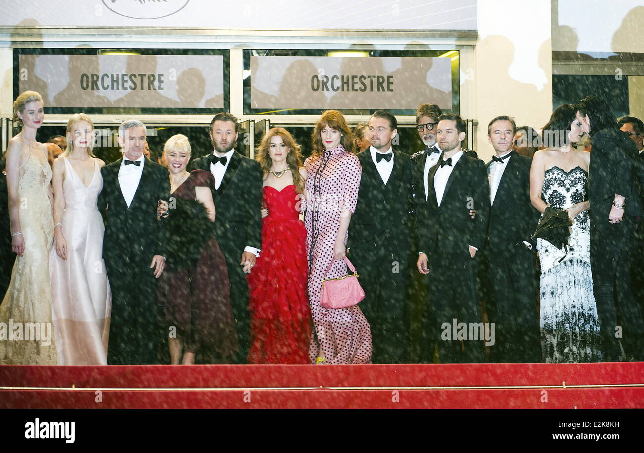 Elizabeth Debicki, Carey Mulligan, Baz Luhrmann, Joel Edgerton, Isla Fisher, Leonardo DiCaprio, Tobey Maguire and Lana Del Rey at the Opening Ceremony of the 66th Cannes Film Festival - 'The Great Gatsby' - Premiere.  Where: Cannes, France When: 15 May 2013 Stock Photo