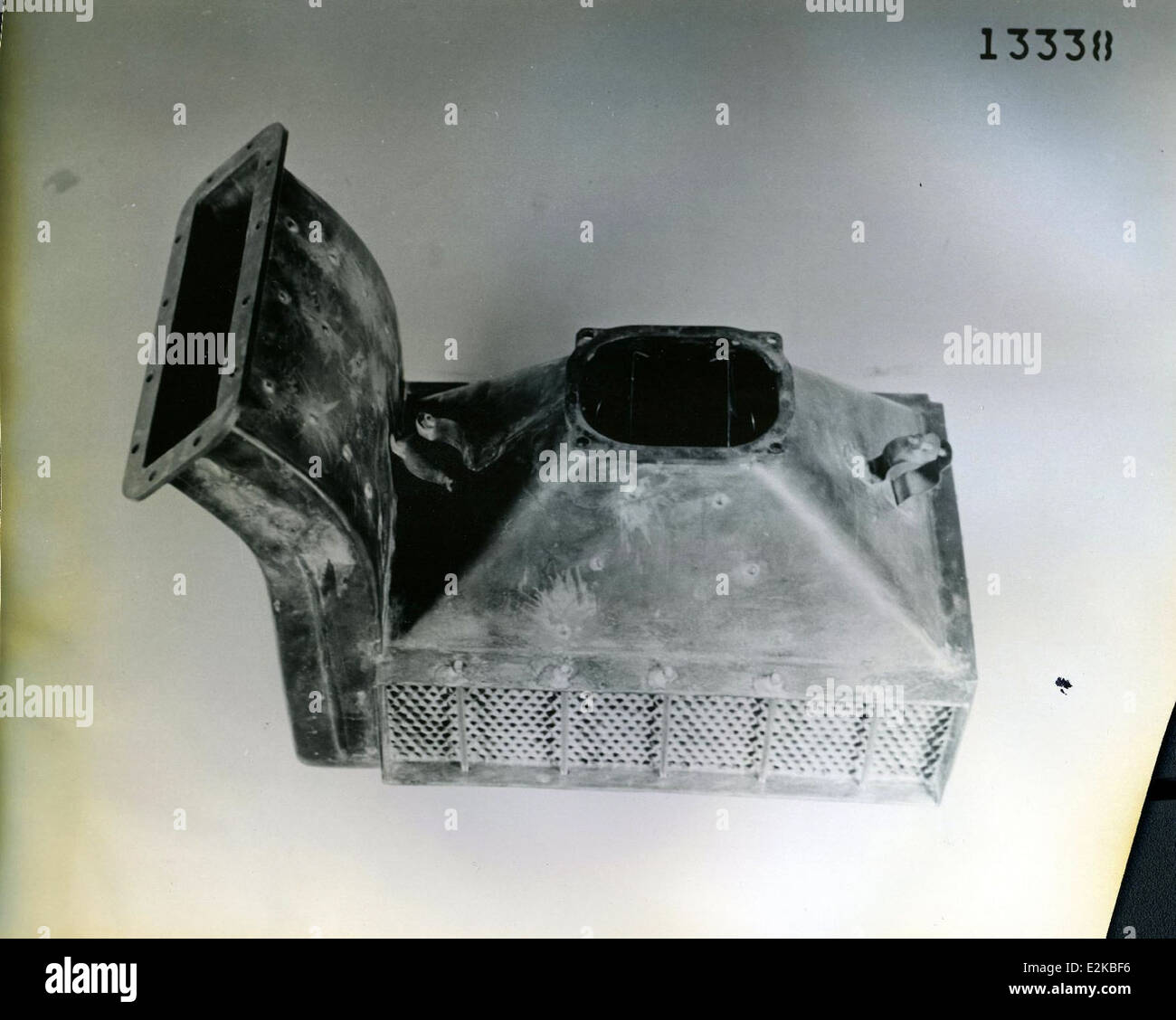 George Hallet captured iconic images of Curtiss aircraft, documenting ...