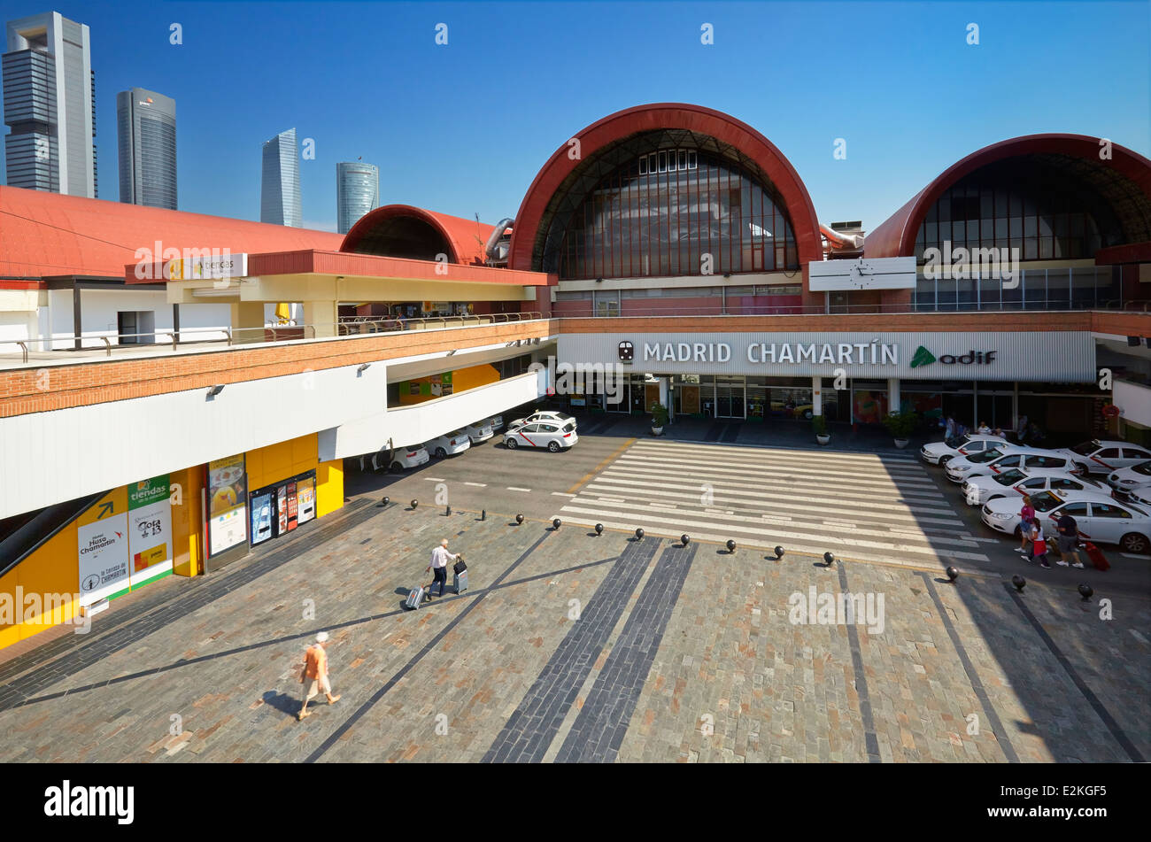 Chamartin train station madrid spain hi-res stock photography and images -  Alamy