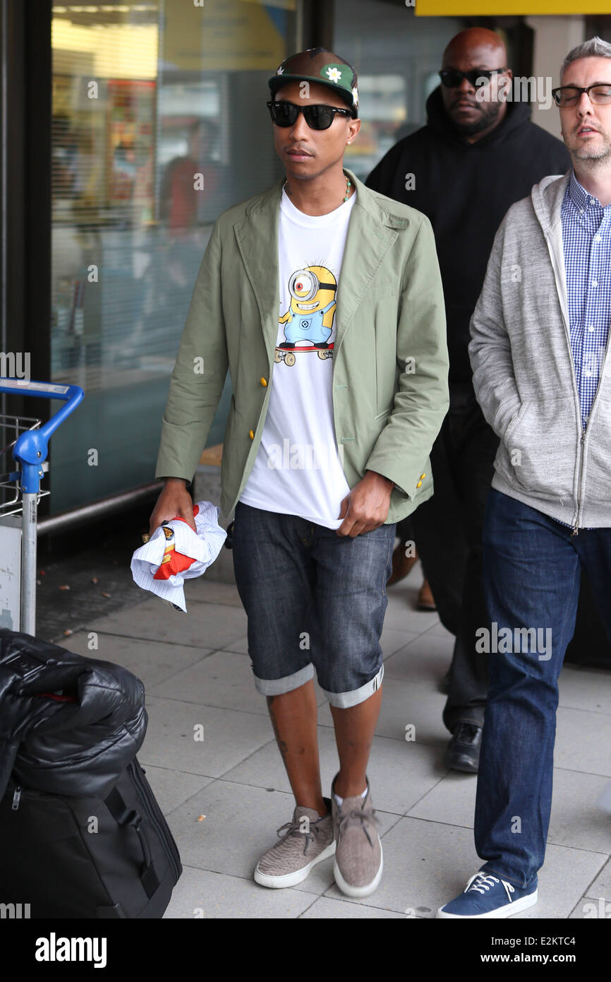 Pharrell williams 2013 hi-res stock photography and images - Alamy