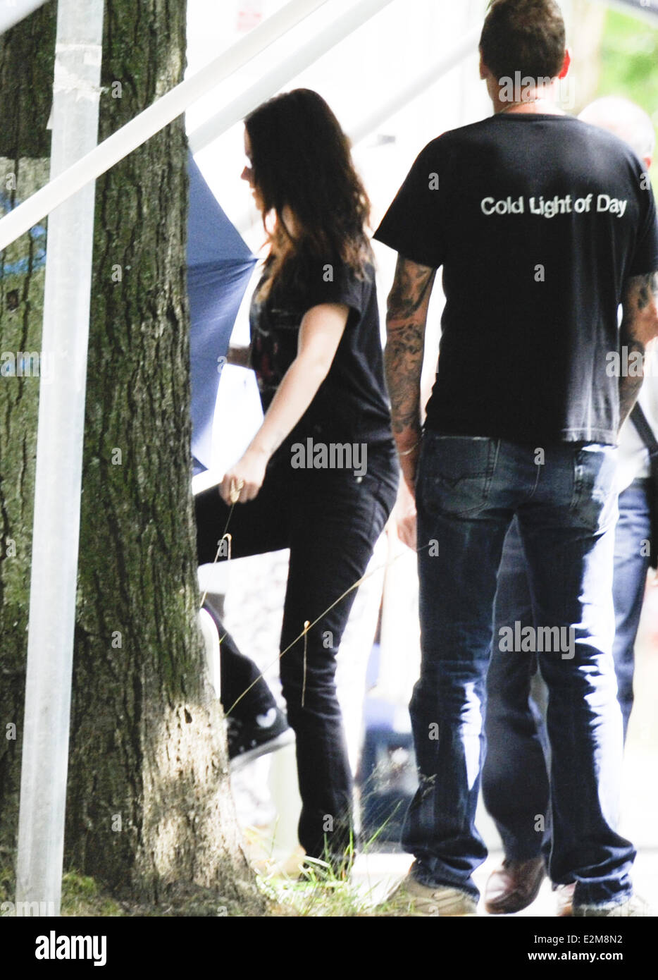 Kristen Stewart rushing from the set of her movie Sils Maria to her ...