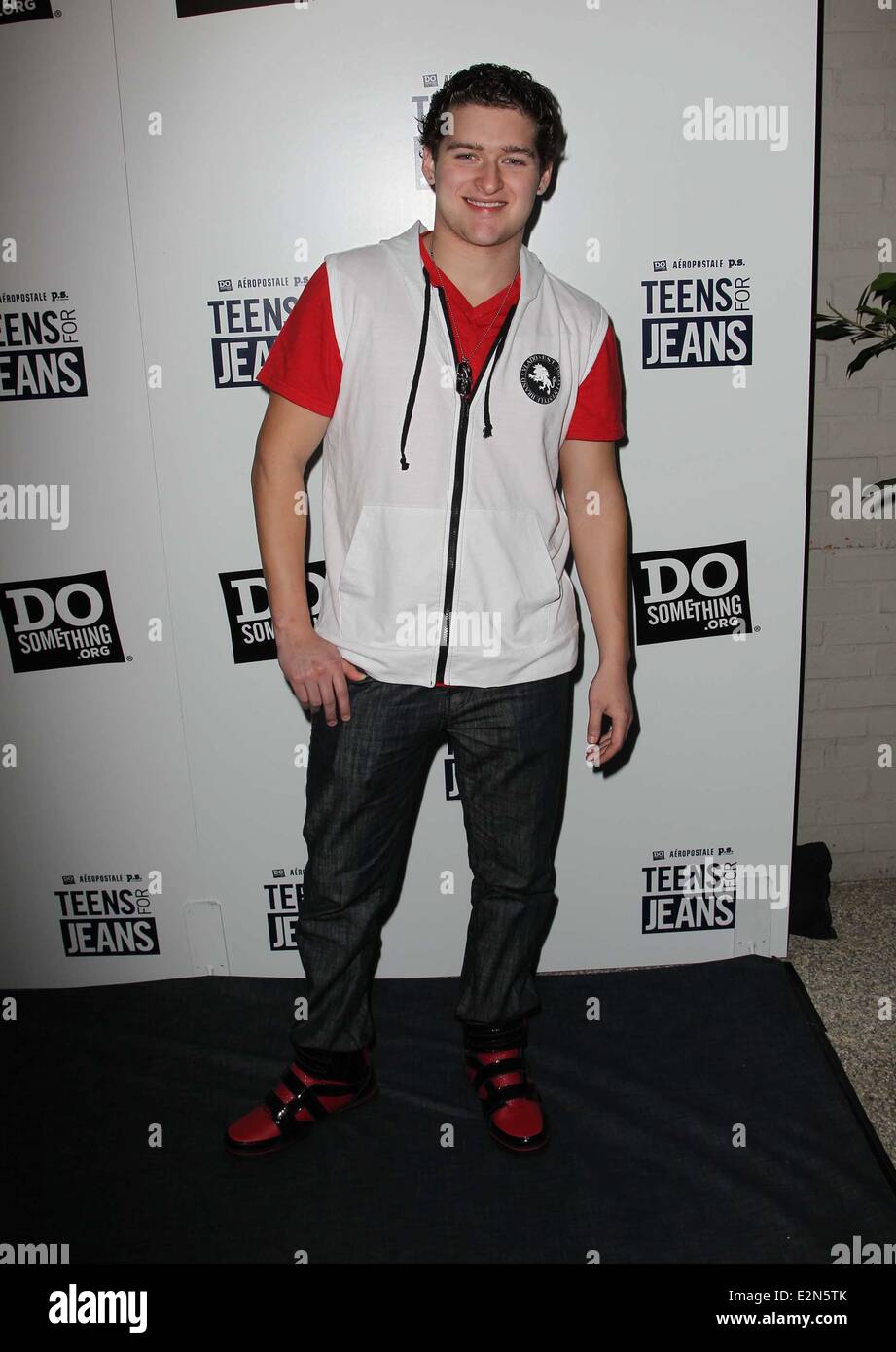Aeropostale, Inc. and 6th Annual "Teens For Jeans