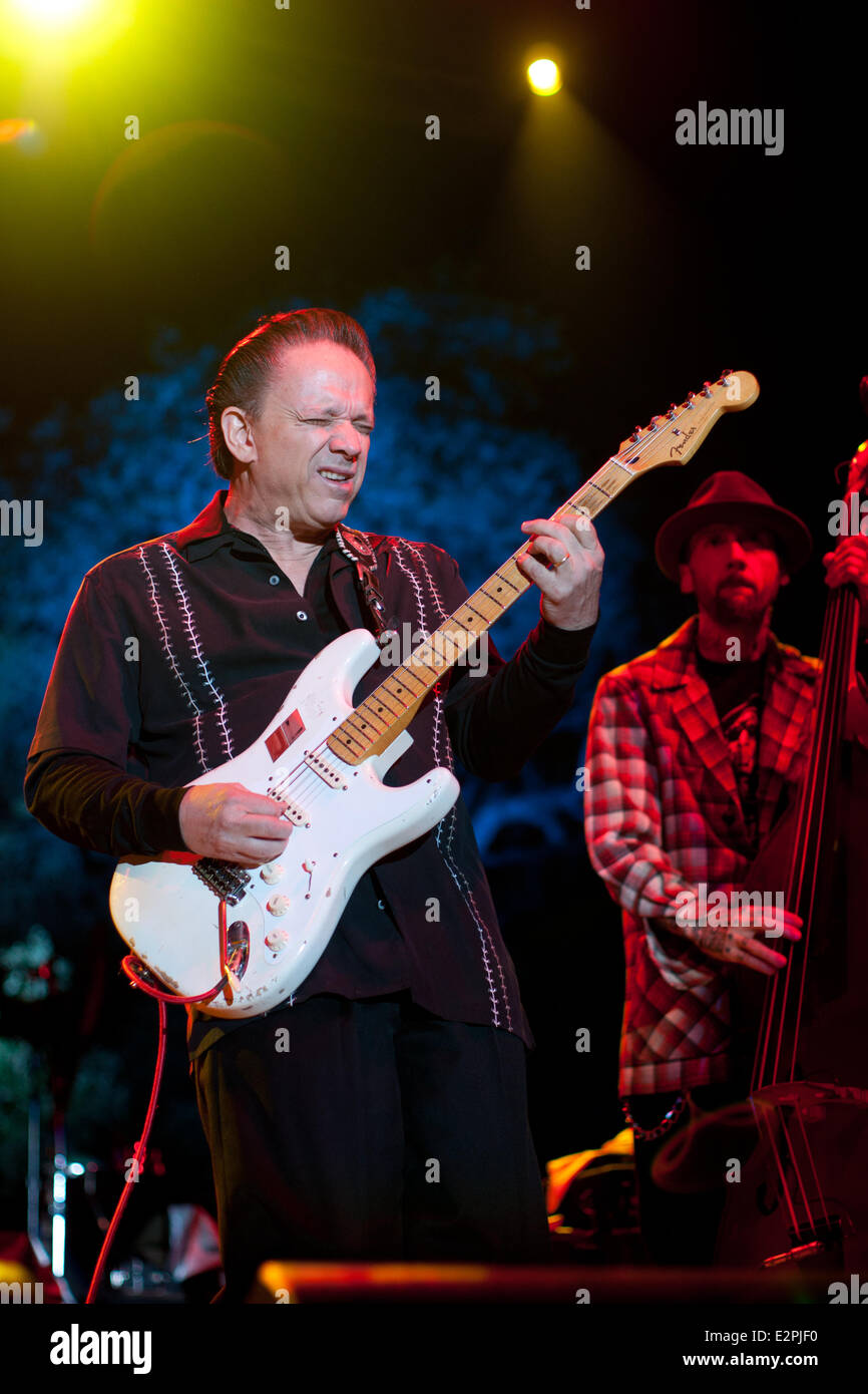 Jimmie Vaughan Performs At The Back Yard Featuring Jimmie Vaughan