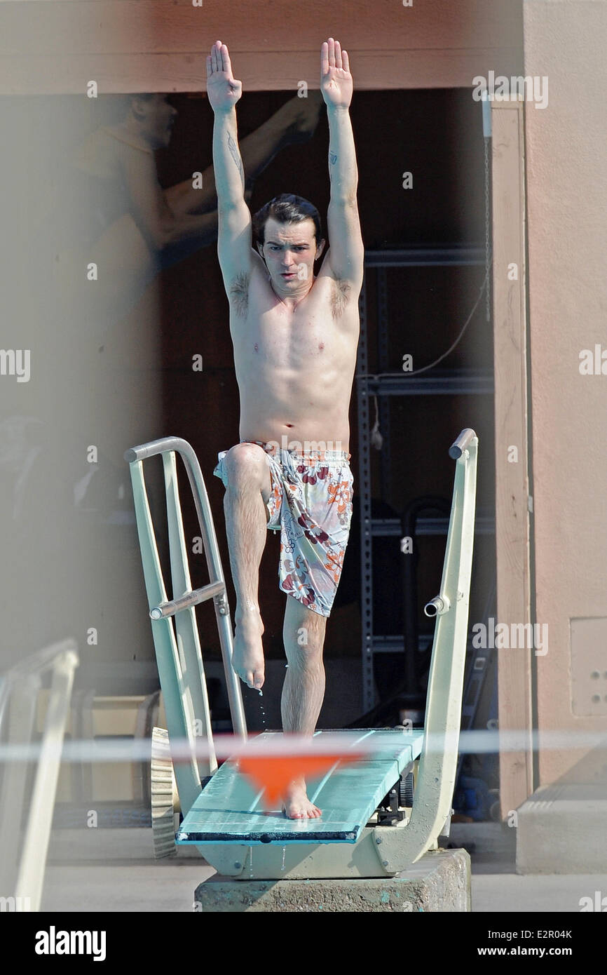 Celebrities practice their dives for the upcoming ABC show 'Splash ...