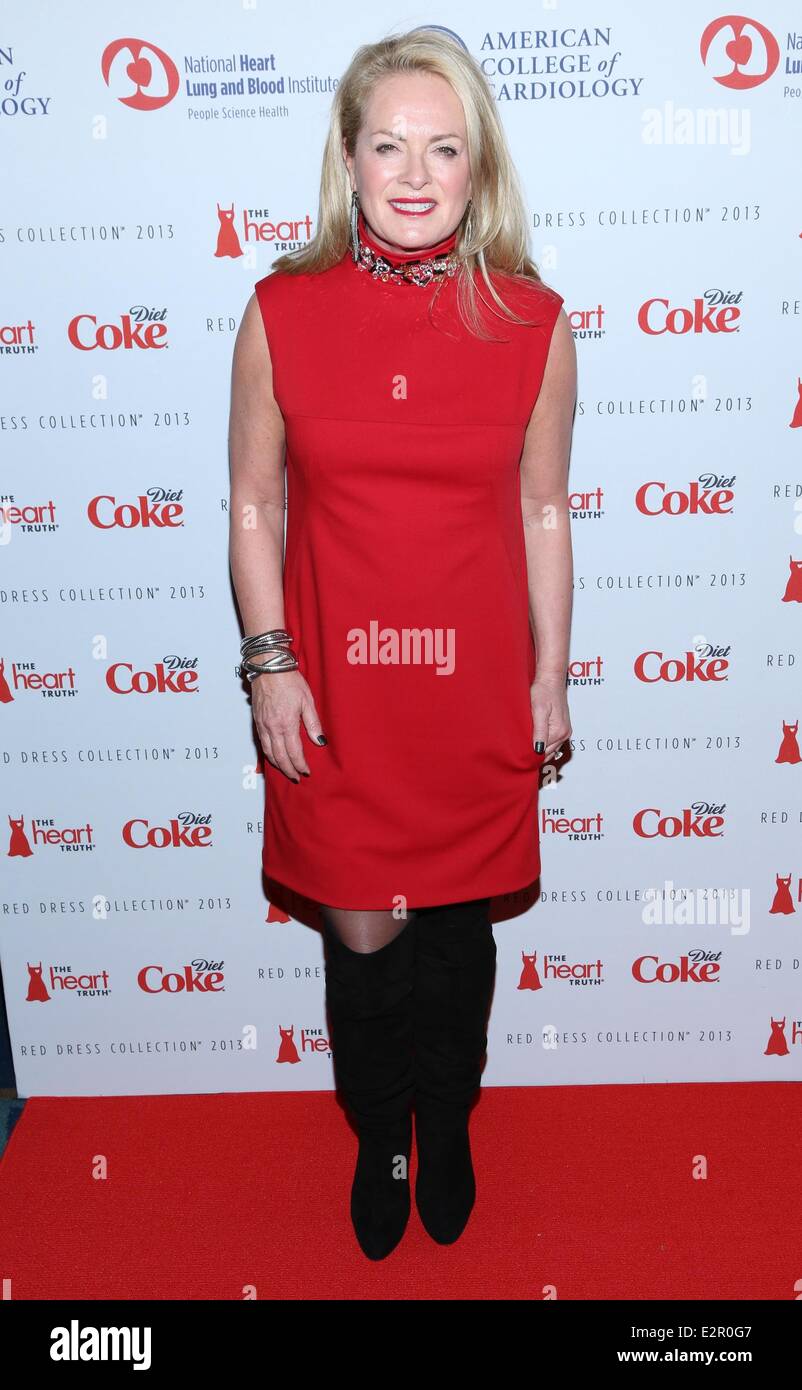 pamella roland red dress