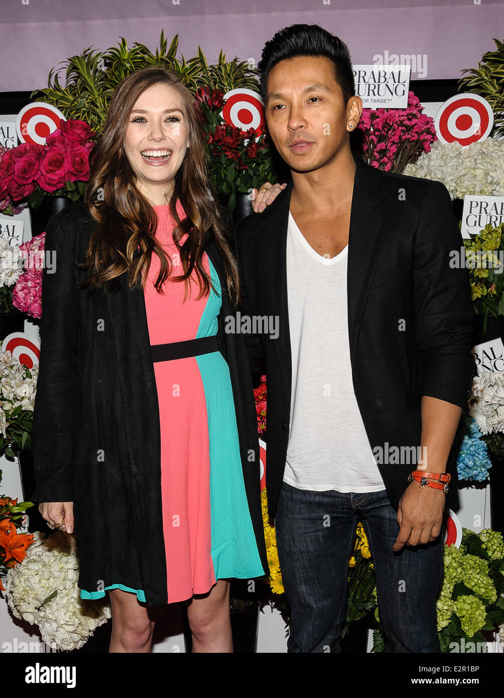 Elizabeth olsen and prabal gurung hi-res stock photography and images ...