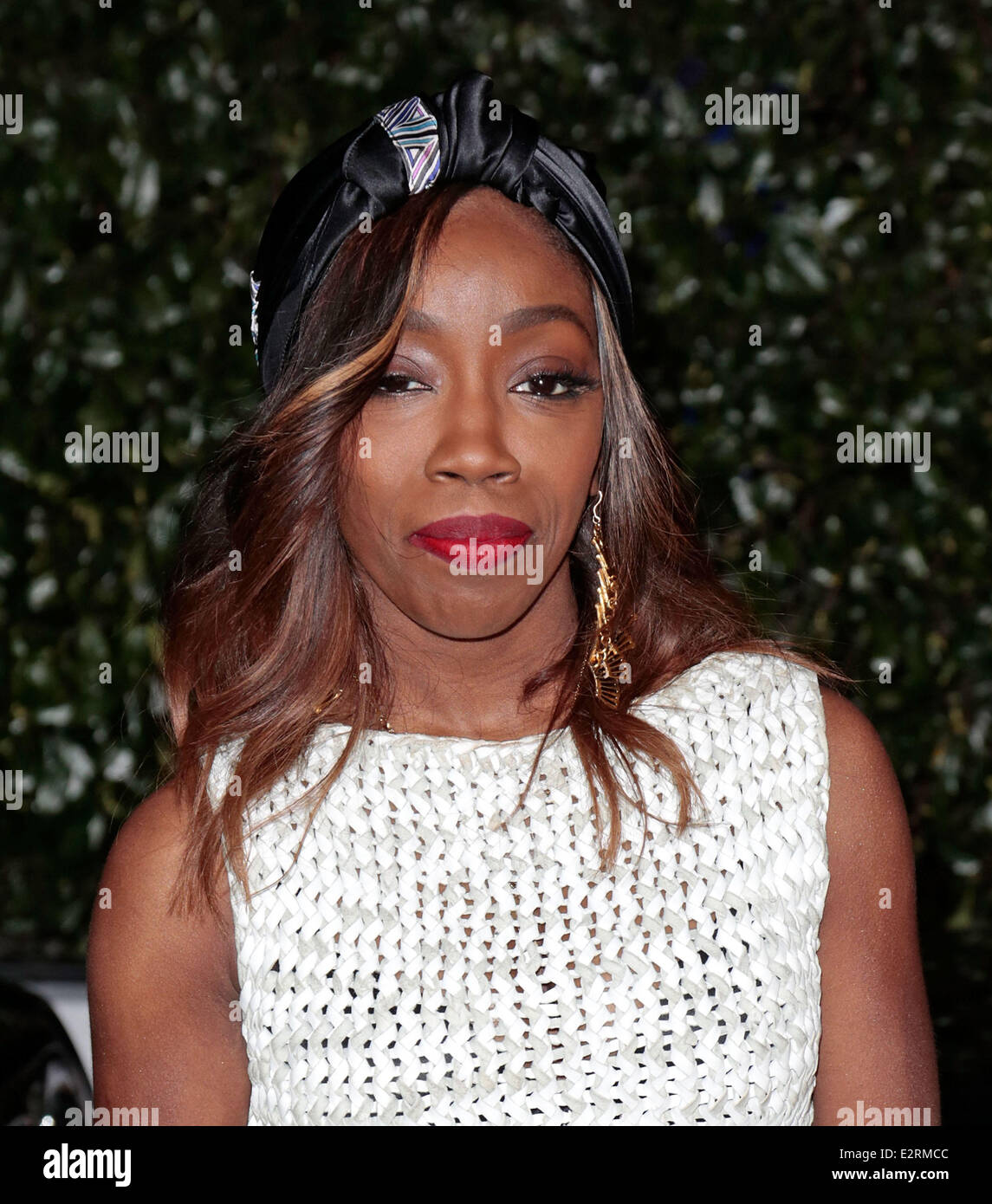 Mahbuslar bilan jinsiy aloqa porno