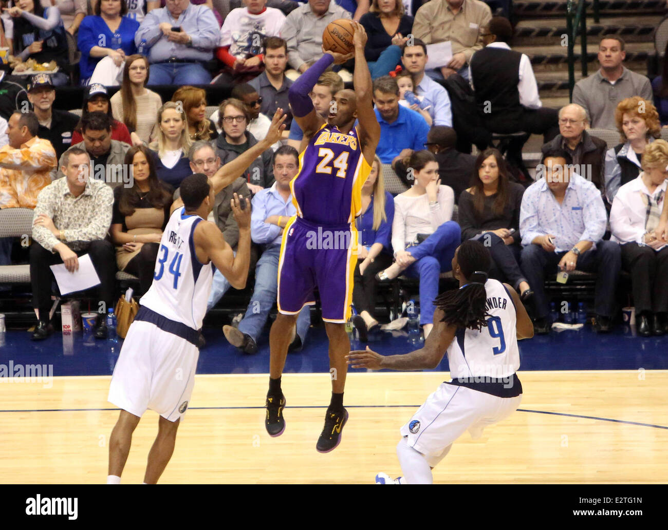 The L.A. Lakers defeated the Dallas Mavericks 103 - 99 at the American Airlines Center in the race to reach the playoffs in the NBA Western Conference  Featuring: Kobe Bryant Where: Dallas, Texas, United Kingdom When: 24 Feb 2013 Stock Photo