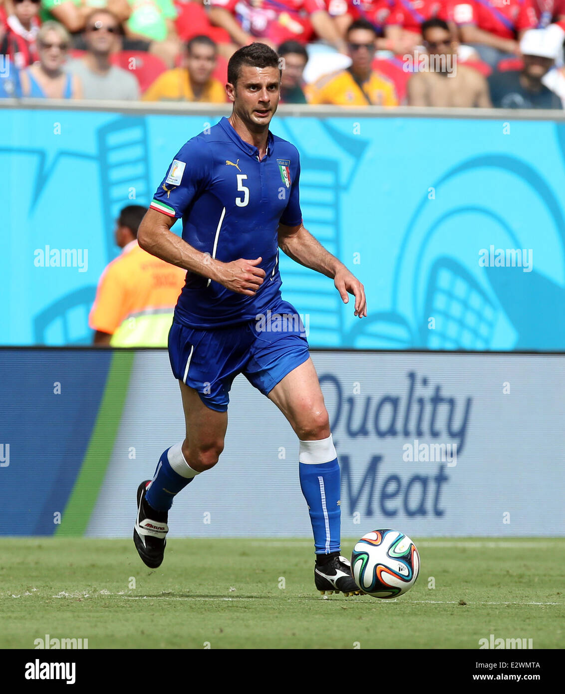 Recife, Brazil. 20th June, 2014. World Cup finals 2014. Group D match, Italy versus Costa Rica. Thiago Motta on the ball Credit:  Action Plus Sports/Alamy Live News Stock Photo