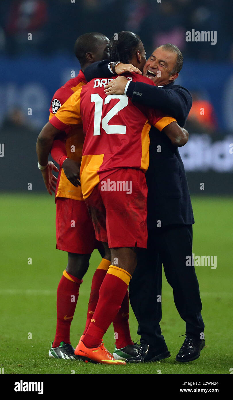 Champions League Schalke 2 3 Galatasaray 3 4 On Aggregate Bbc Sport