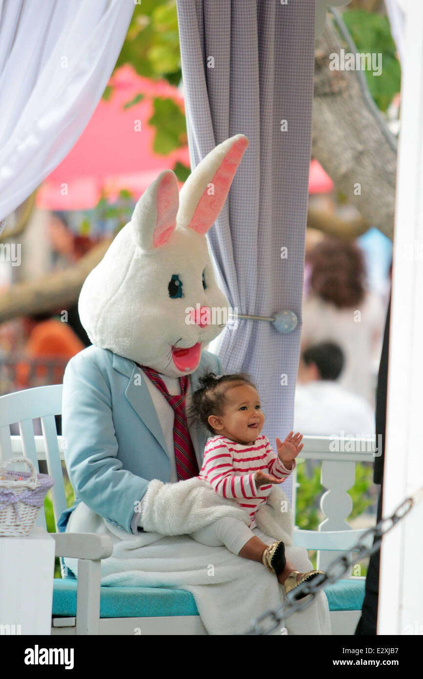 Daughter lauryn anabelle martinez hires stock photography and images(02)