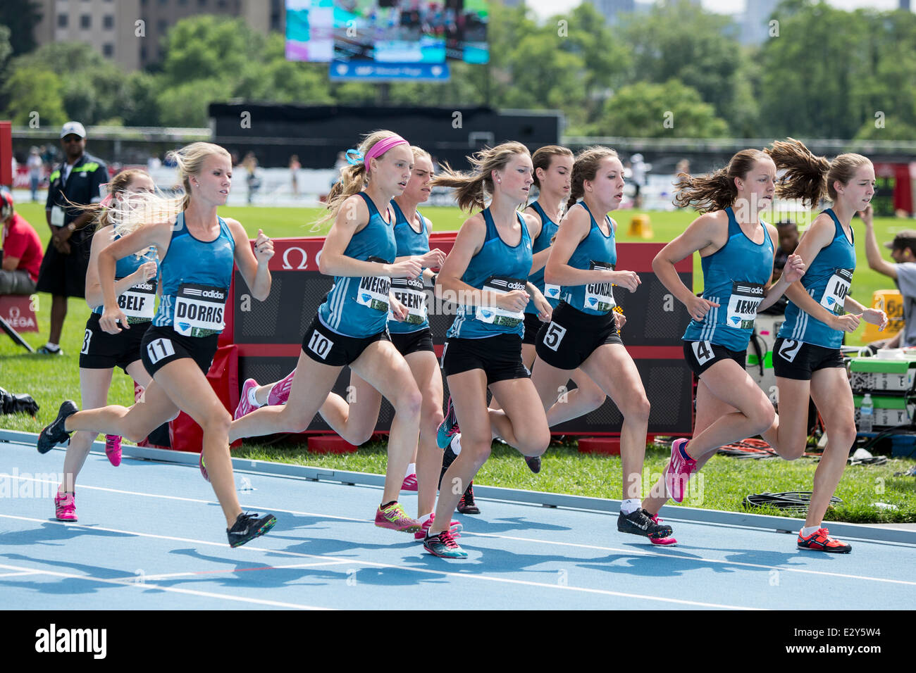 Adidas Girls' Dream Mile at the 2014 Adidas Track and Field Grand Prix