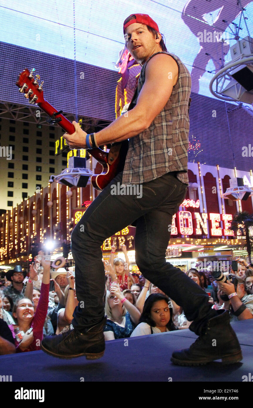 Fremont Street Concerts November 2025 Jeanie Marleen