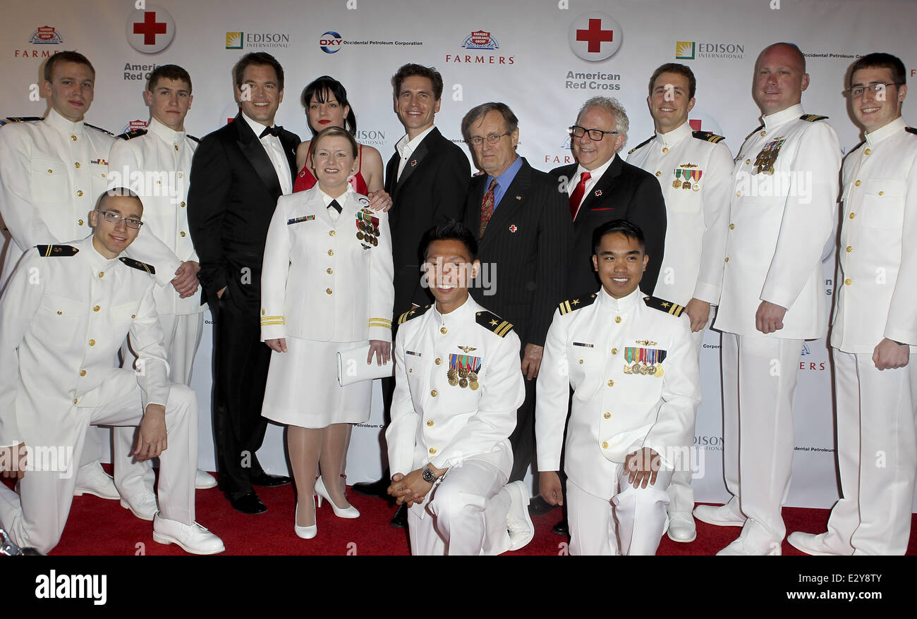 Members of the Armed Forces and the cast of 'NCIS' honoured at the 'Annual Red Cross Red Tie Affair' - Arrivals  Featuring: Pauley Perrette,US Navy,David McCallum,Brian Dietzen,Michael Weatherly Where: Los Angeles, California, United States When: 06 Apr 2 Stock Photo