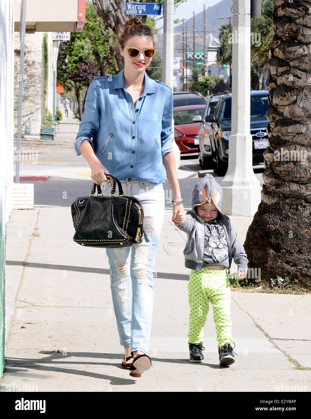 Supermodel Miranda Kerr takes her son Flynn on a playdate in West Hollywood  Featuring: Miranda Kerr Where: Los Angeles, CA, Uni Stock Photo - Alamy