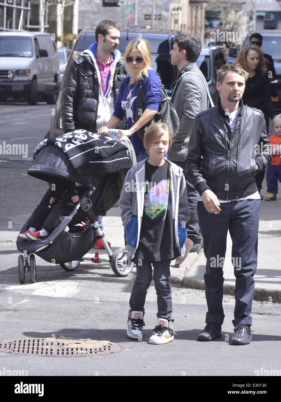 Kate Hudson takes her son Bingham Hawn Bellamy out in a stroller and