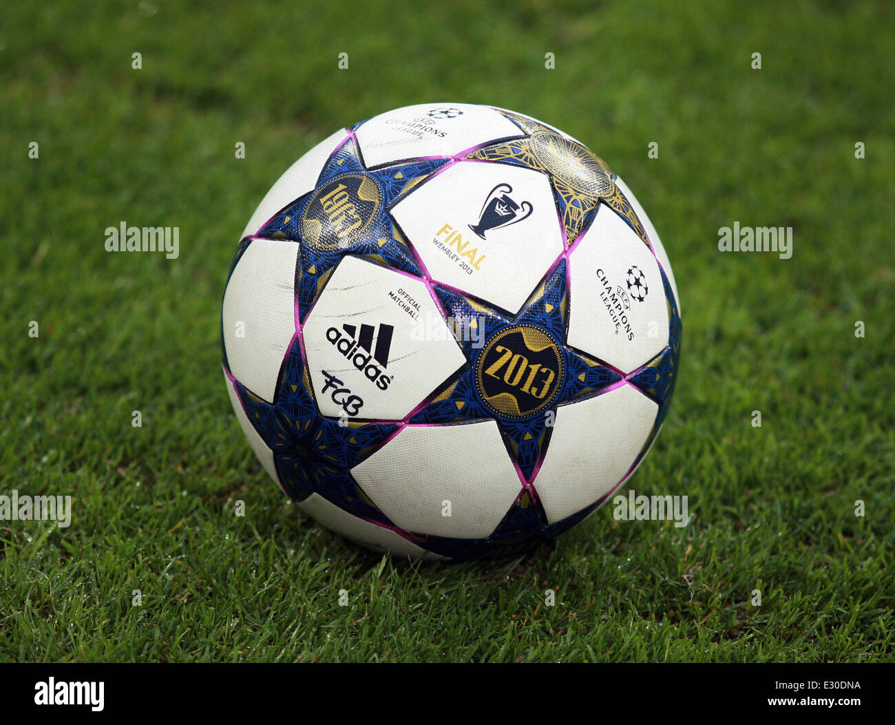 champions league ball 2013