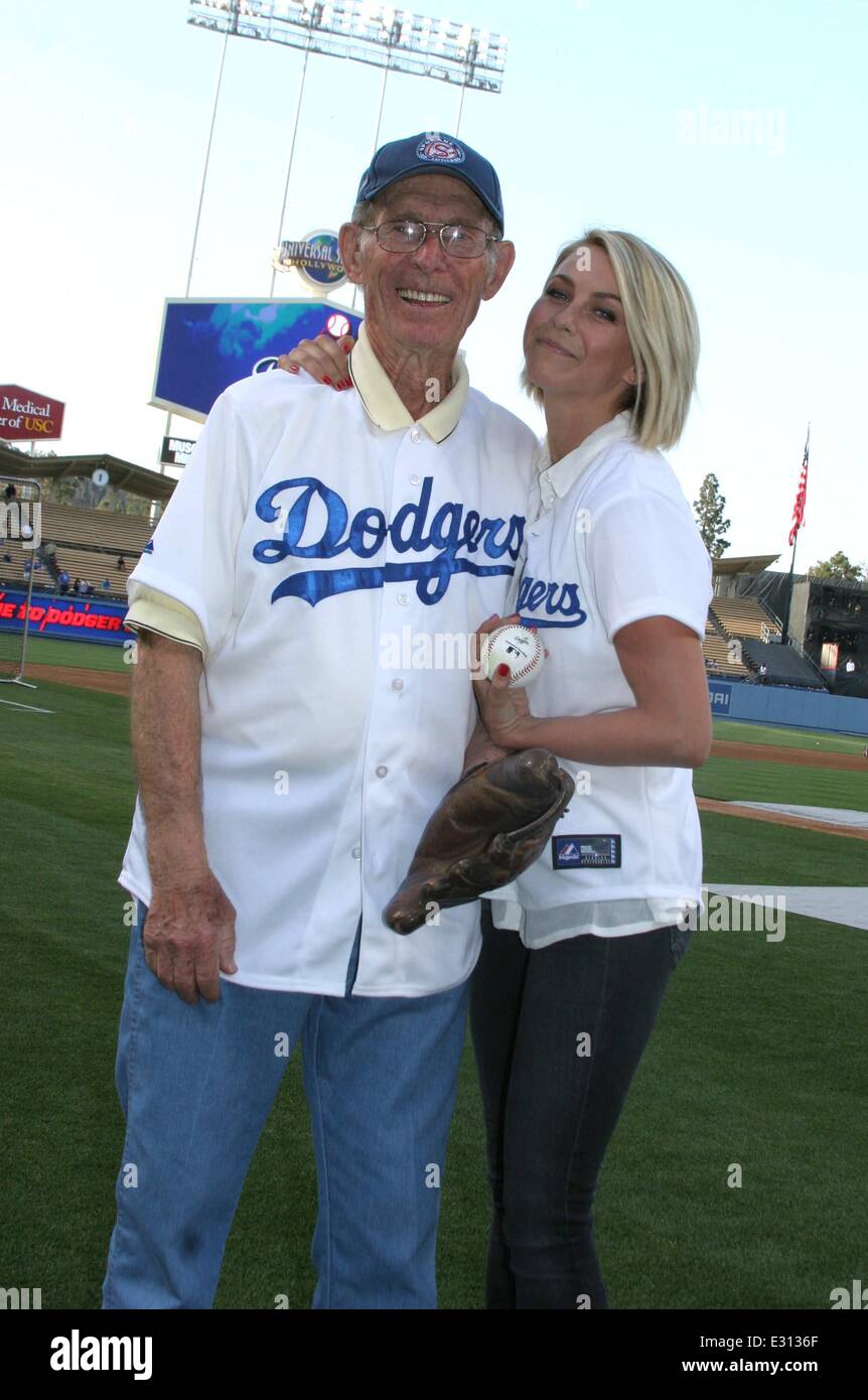 Celebrities at the LA Dodgers vs Colorado Rockies baseball game at Dodger  Stadium Featuring: Julianne Hough Where: Los Angeles, California, United  States When: 01 May 2013 Stock Photo - Alamy